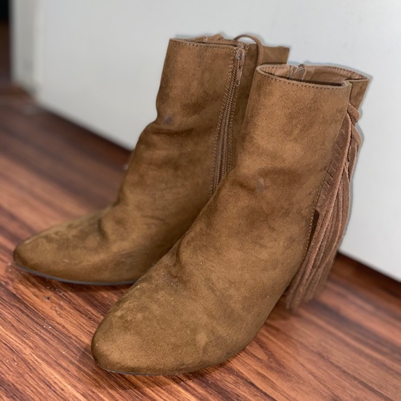 Ankle Boots w/ Fringe - Picture 3 of 4